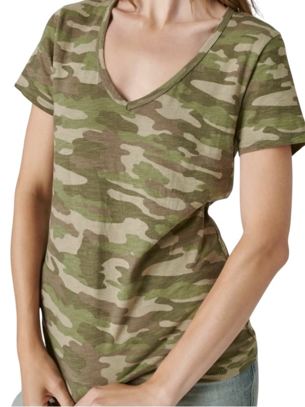 Lucky Brand Green Camo Classic V Neck Cotton Tee Shirt Size L NWT